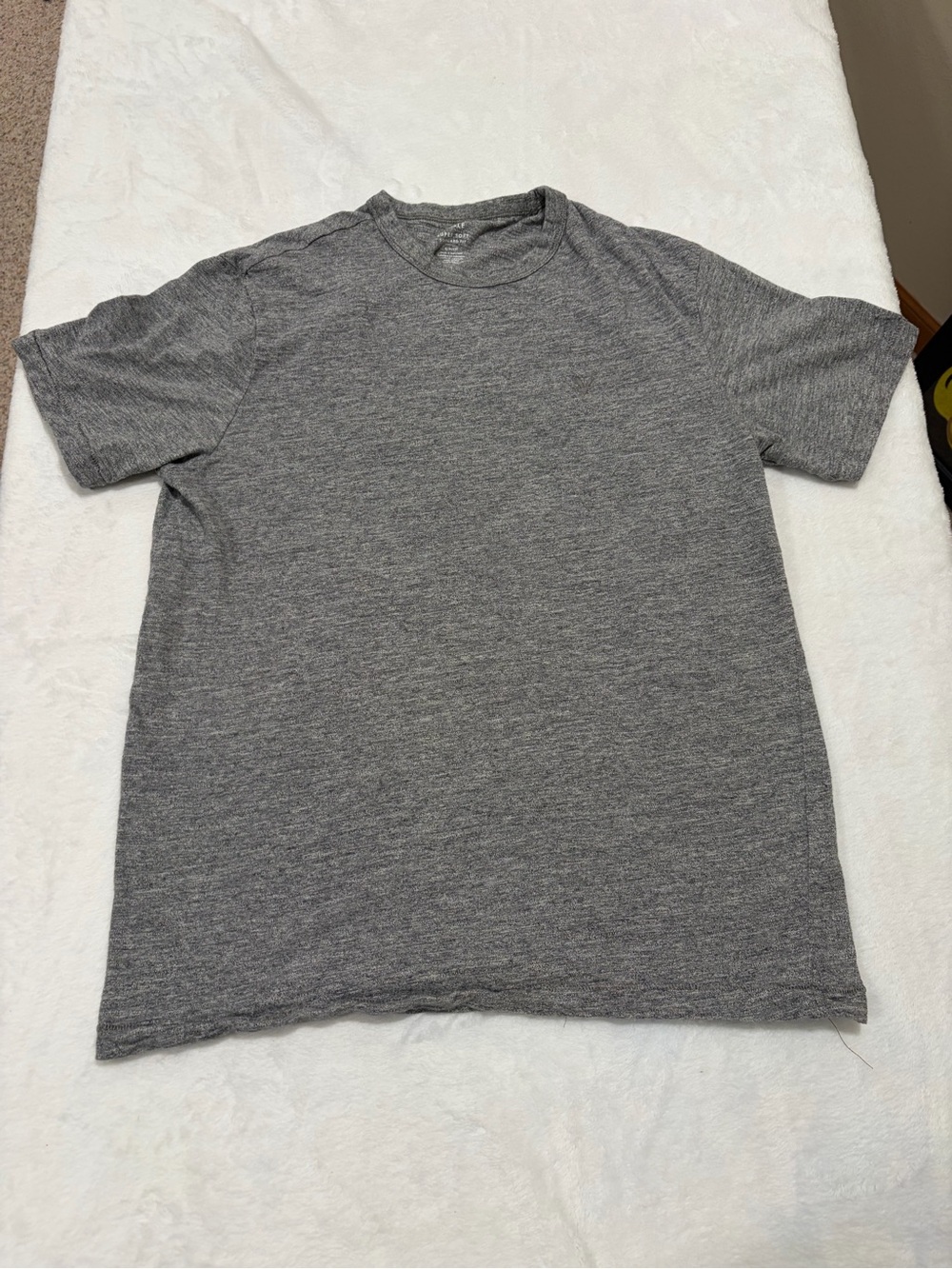 American Eagle Super Soft Standard Fit Grey T Shirt - Small